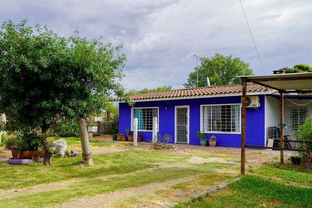 Venta Casa, Excelente Ubicación en Barros Blancos