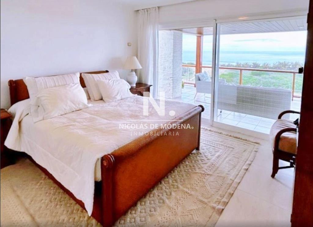 Penthouse ideal con 4 dormitorios en San Rafael