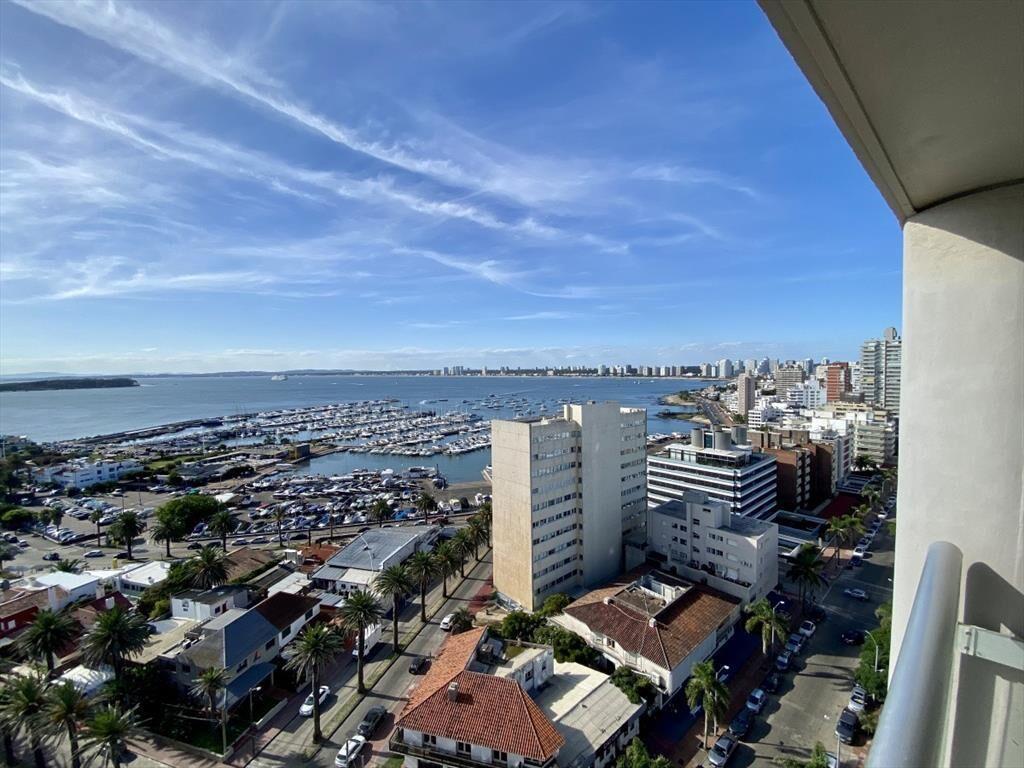 APARTAMENTO EN ALQUILER ANUAL E INVERNAL 3 DORMITORIOS 2 BA