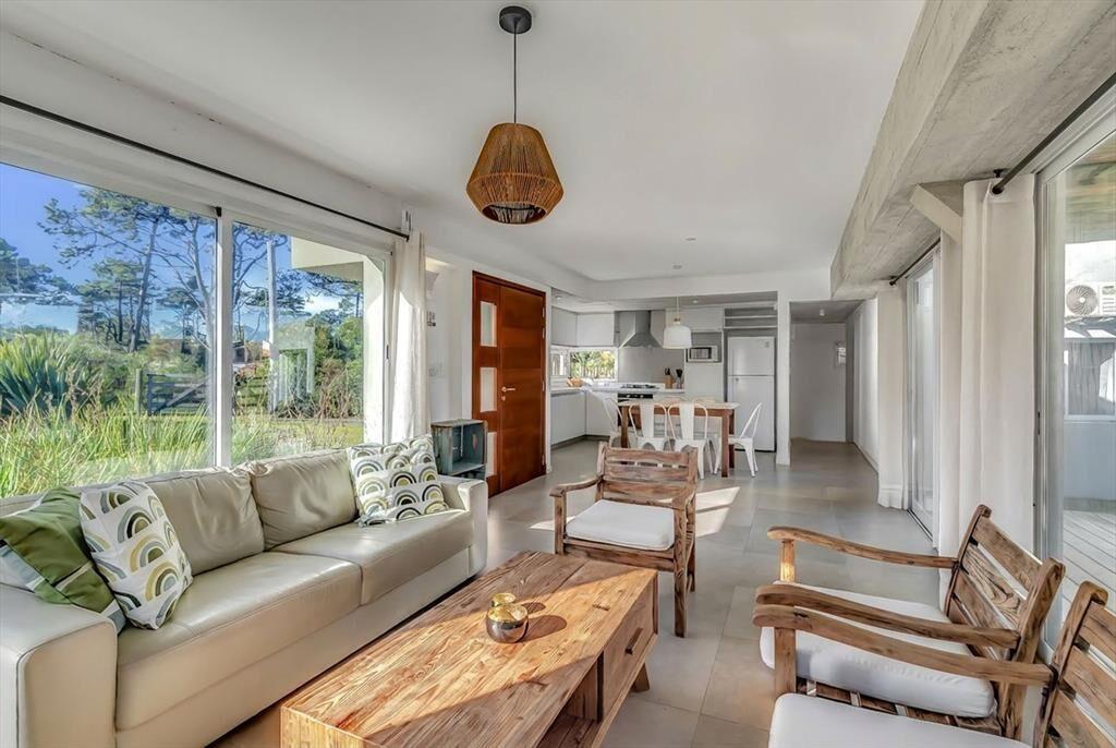 VENTA CASA 3 DORMITORIOS PUNTA COLORADA