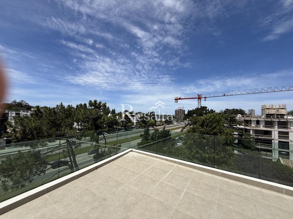 VENTA 3 DORMITORIOS 2 COCHERAS PARQUE MIRAMAR
