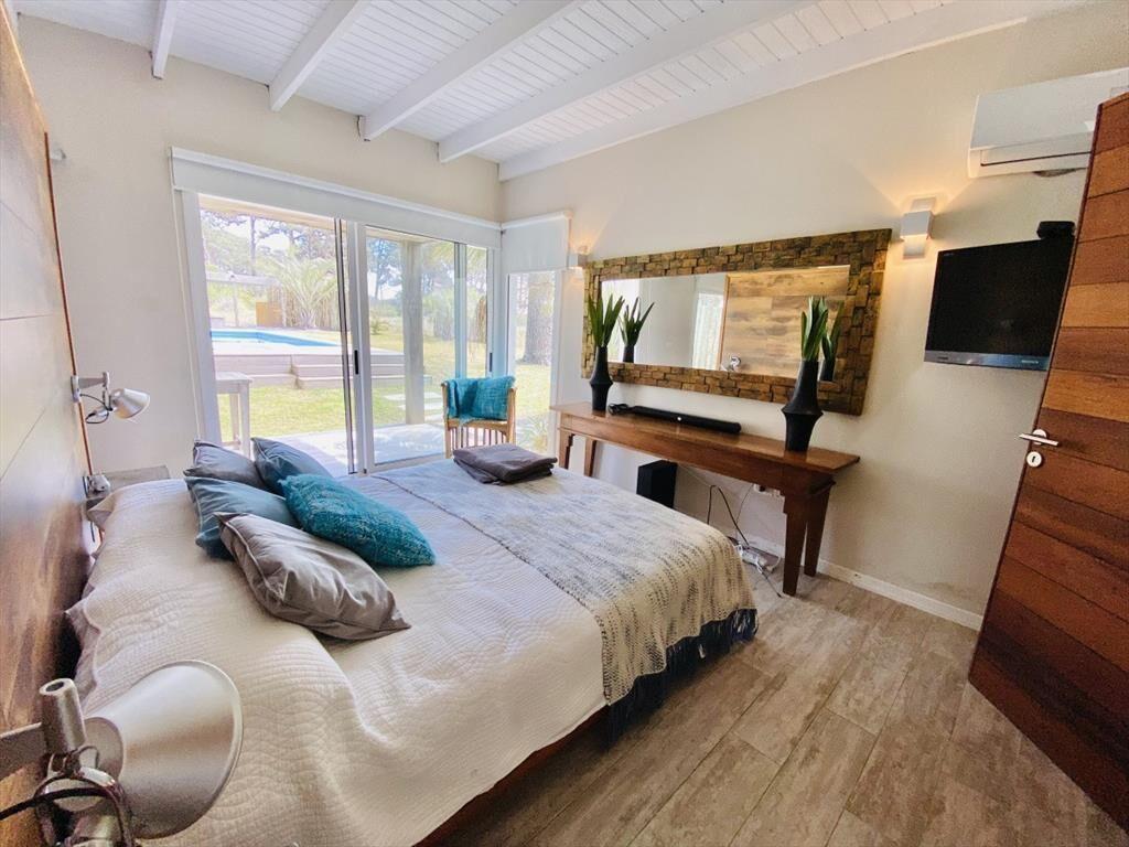 VENTA CASA DE 3 DORMITORIOS EN BARRIO PRIVADO