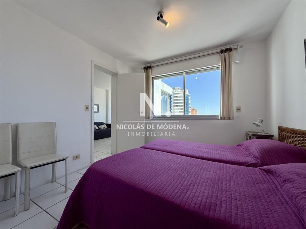 En venta apartamento de 2 dormitorios en Playa