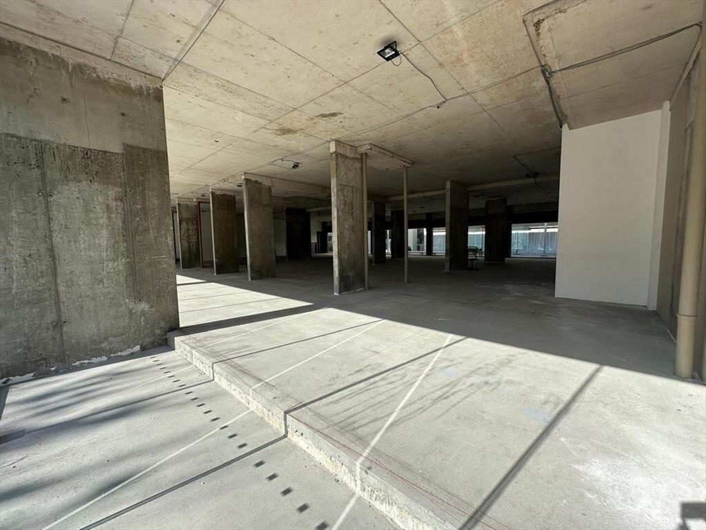 Alquiler y venta local comercial 1085m2 Palermo Parque Rodo