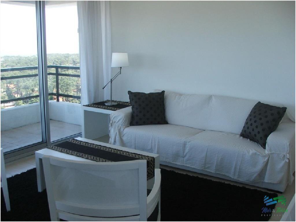 Apartamento en Roosevelt, 3 dormitorios *
