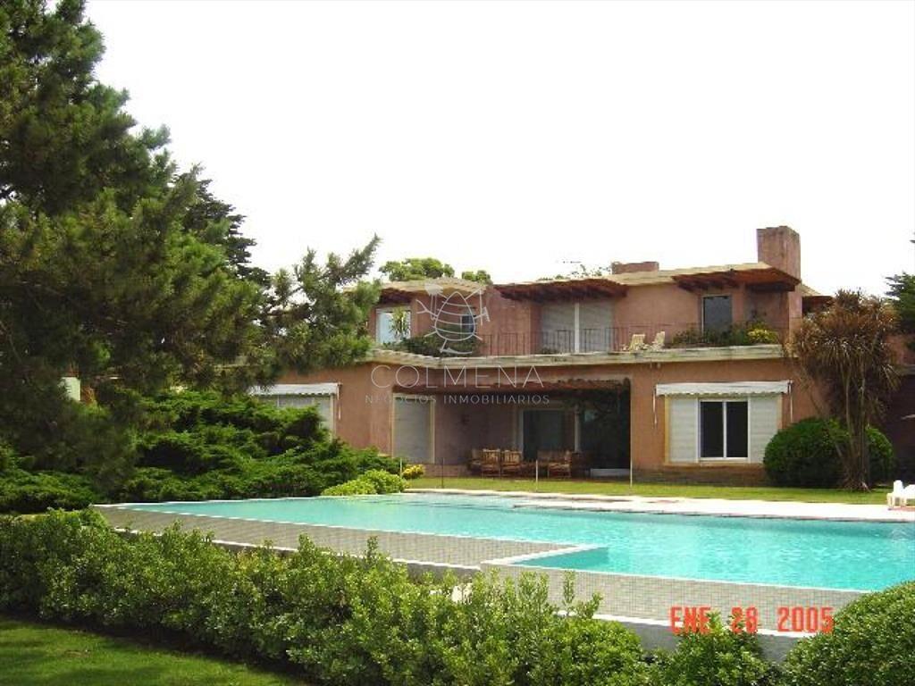 Casa en Solanas - Punta ballena.
