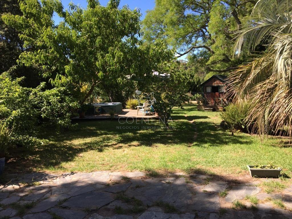 Muy linda casa con espectacular terreno de 6000