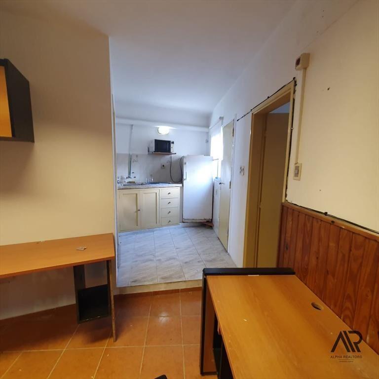 Galpón en venta de 153 m2 con entrepiso y estacionamient...