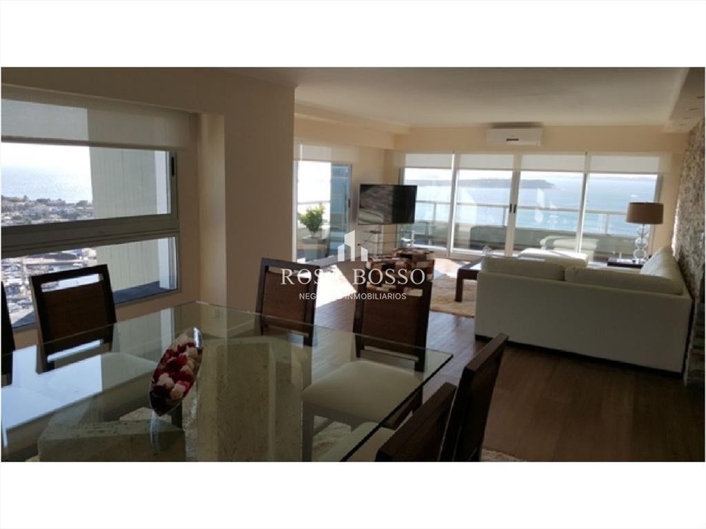Apartamento en Peninsula para la venta.