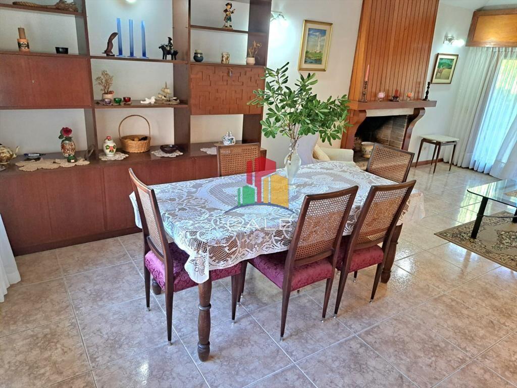 Gran casa de 4 Dormitorios en Aidy Grill, Punta