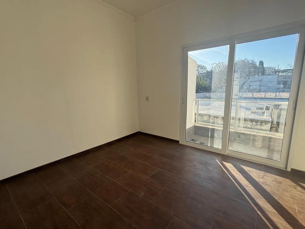 Venta apartamento 1 dormitorio reciclado Buceo