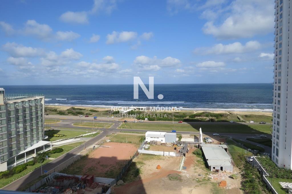 Apartamento en Punta del Este, Brava