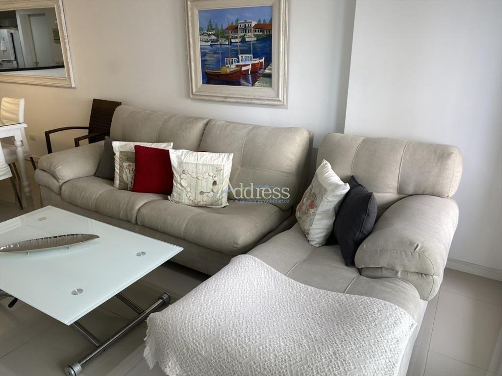 Apartamento en Brava, 2 dormitorios *