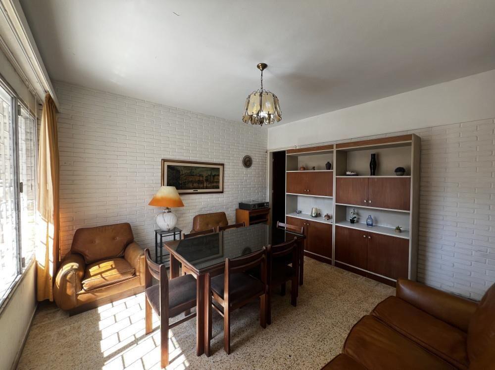 Venta casa 3 drom en Brazo Oriental, R. Koch y San Martín