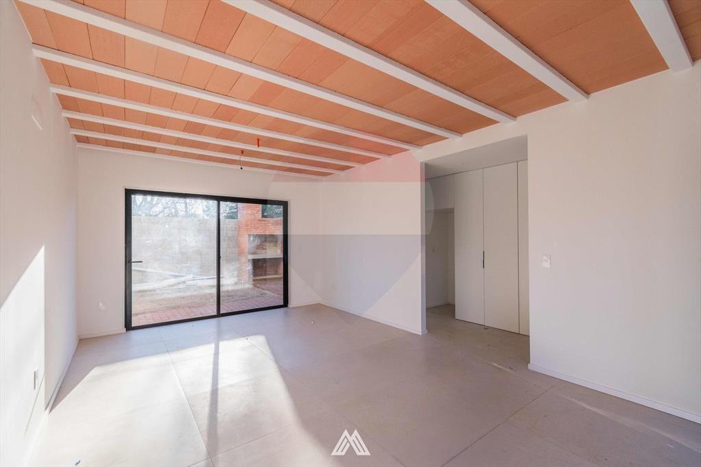 VENTA Casa Solymar 3 dormitorios Cochera ESTRENAR