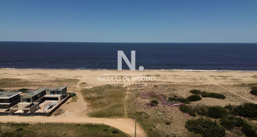 En venta terreno en San Vicente, Jose Ignacio.