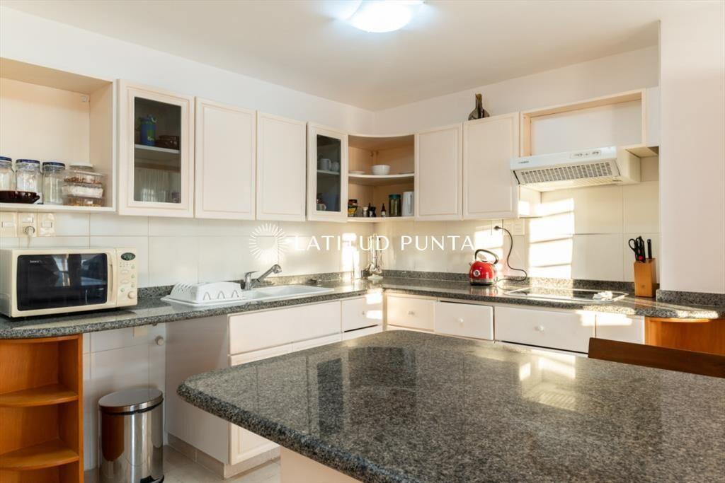 Apartamento en Brava, 3 dormitorios