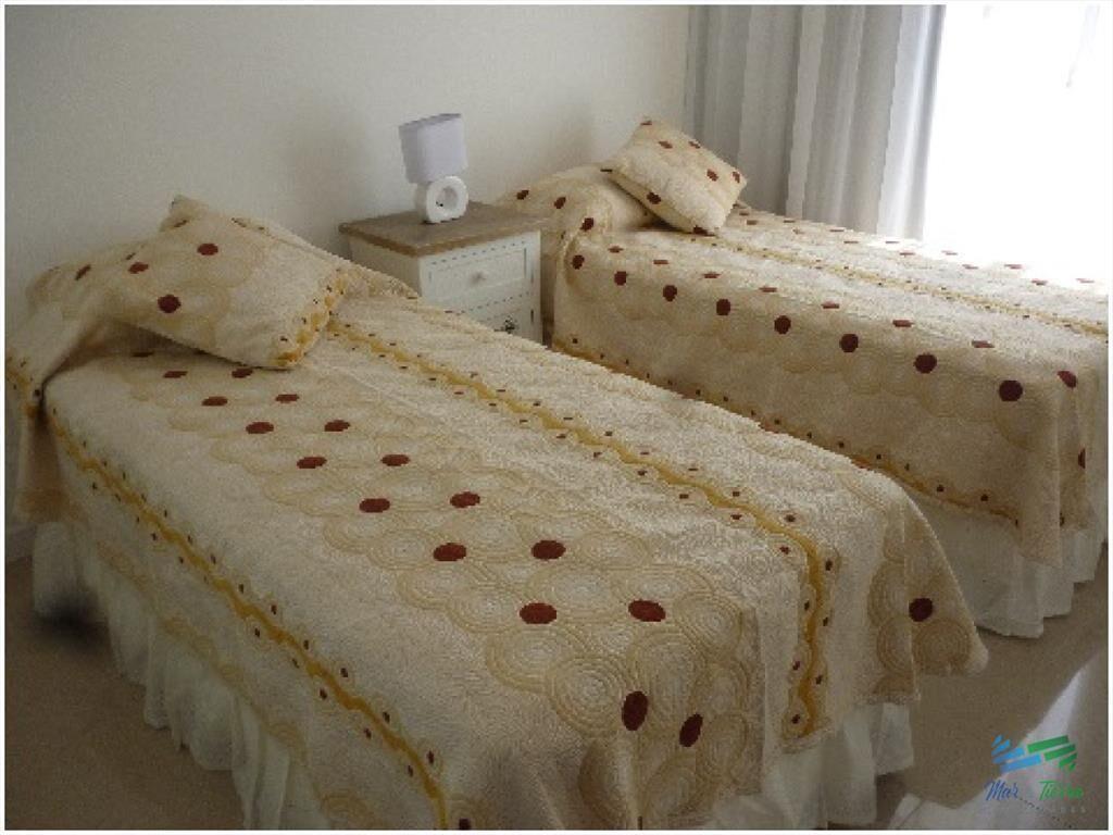 Apartamento de 3 dormitorios, cerca de Enjoy, del