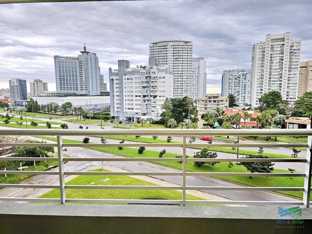 DEPARTAMENTO EN VENTA, PUNTA DEL ESTE, DOS DOS