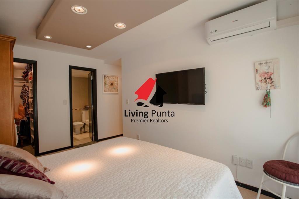 Apartamento en primera línea con vista y piscina