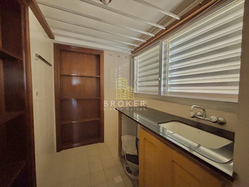 Venta apartamento 3 dormitorios Península Punta