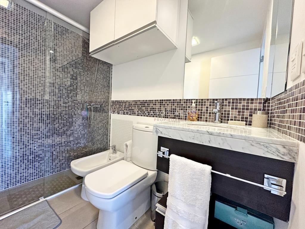 Apartamento en venta en excelente estado con al