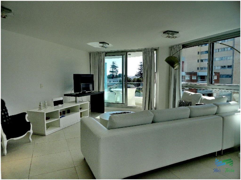 Apartamento en Peninsula, 2 dormitorios *