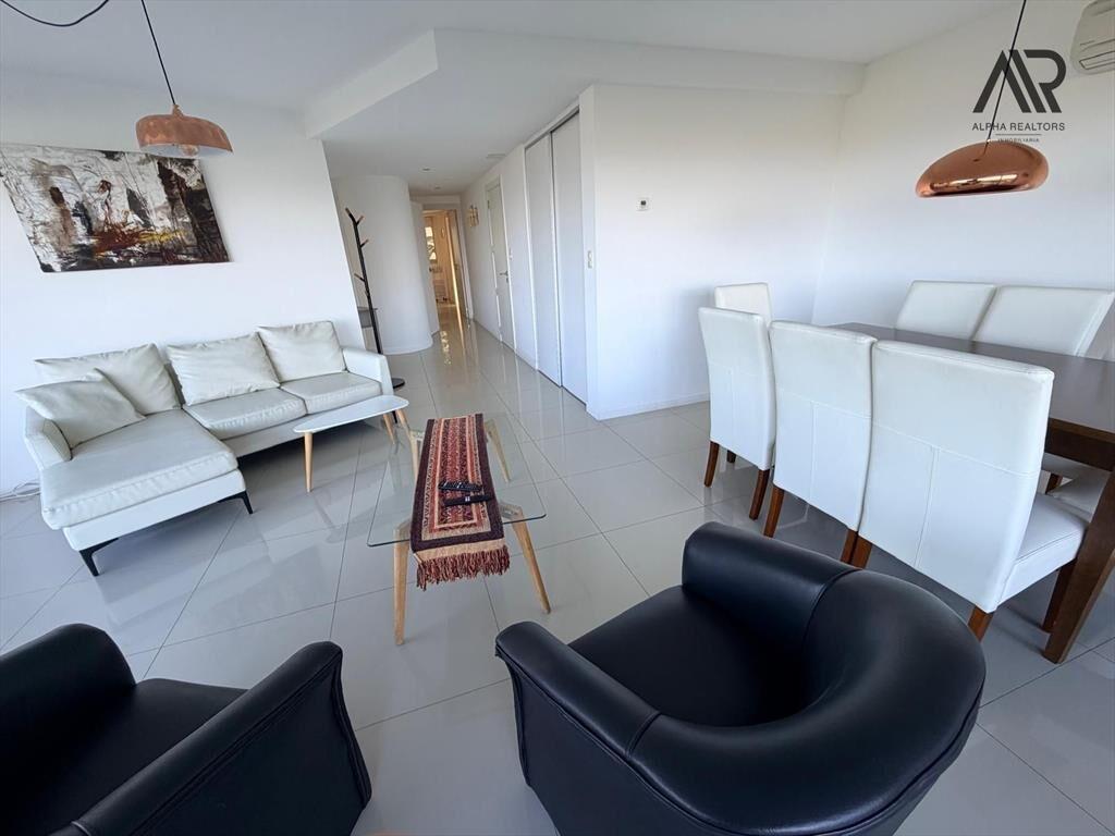 Apartamento en alquiler vista al mar c/ cochera en Pinares