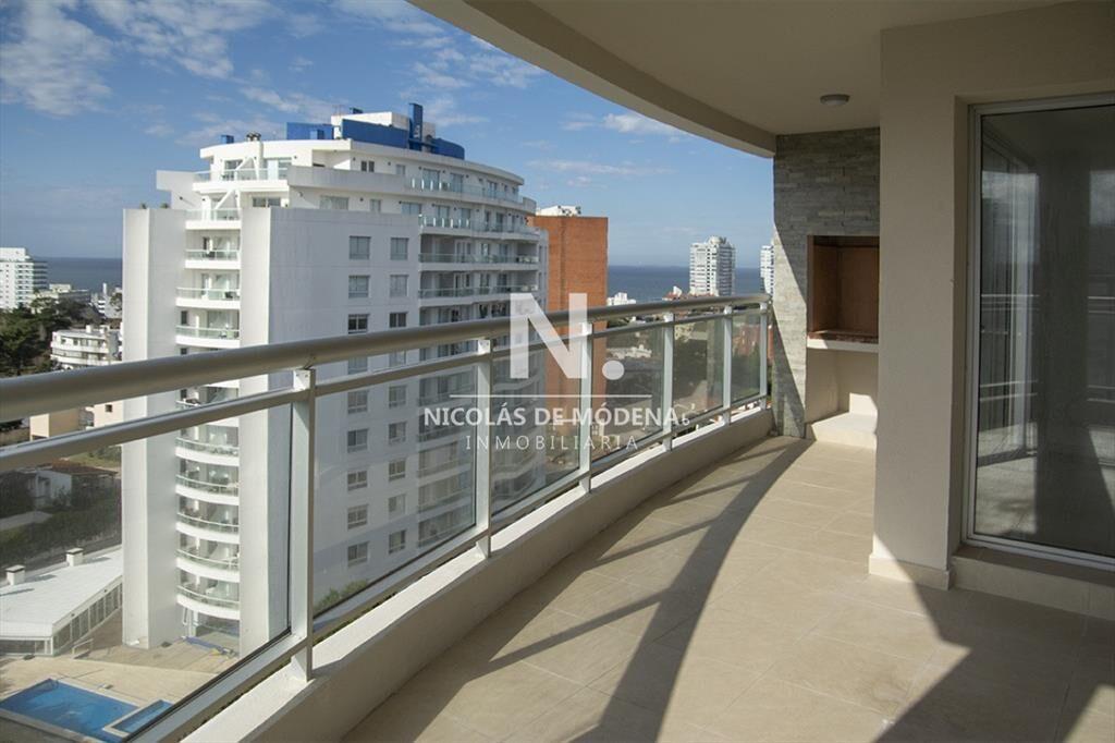 Departamento en venta, 3 dormitorios, en edificio