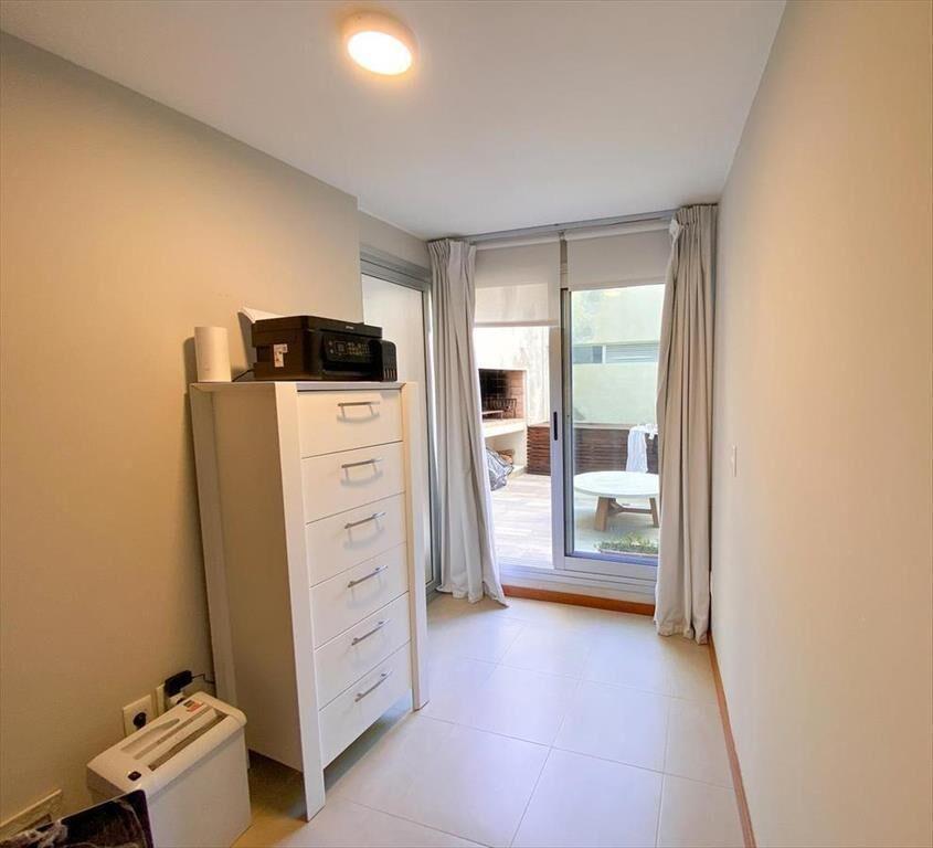 Alquilo apartamento 3 dormitorios Punta del Este Península