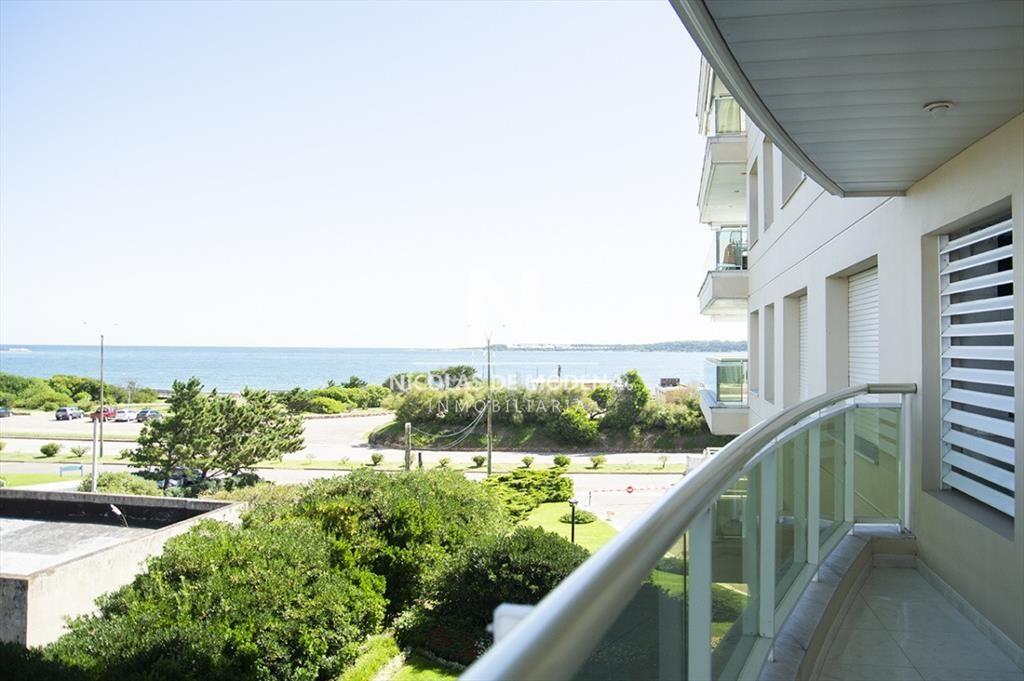 Departamento de 3 dormitorios en Punta del Este