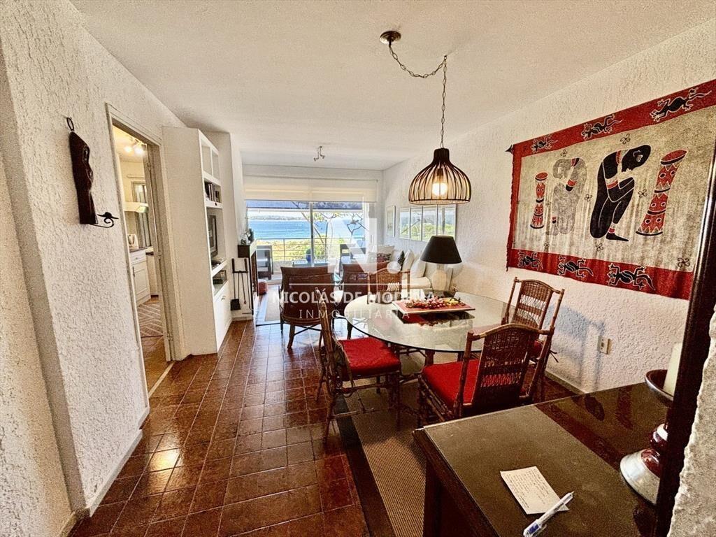 En venta apartamento de 2 dormitorios en Mansa