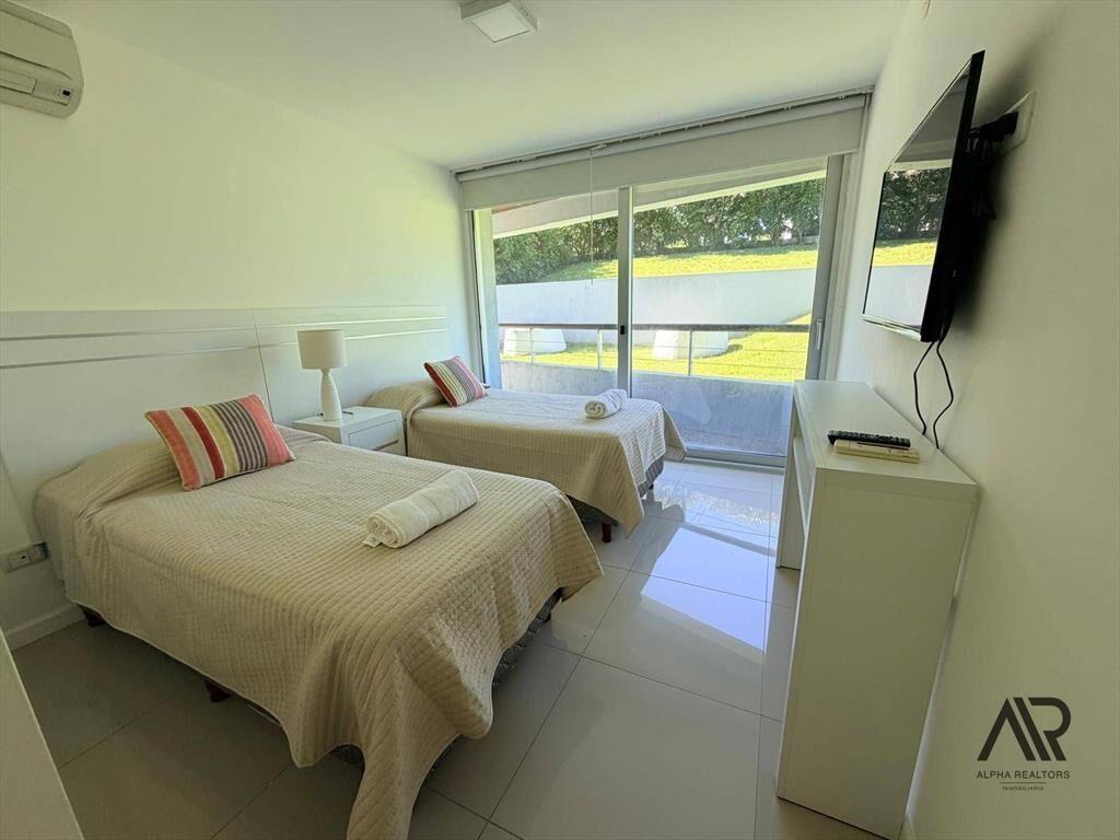 Apartamento en alquiler 3 dormitorios con dep