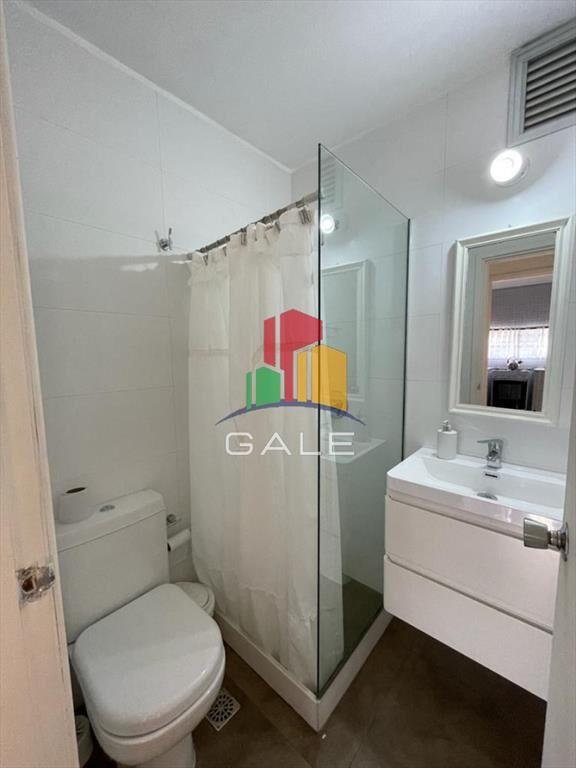 Venta apto en Arcobaleno primer piso por escalera