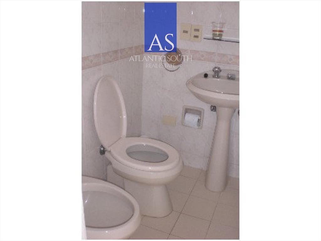 Apartamento de 3 dormitorios con vista al mar del