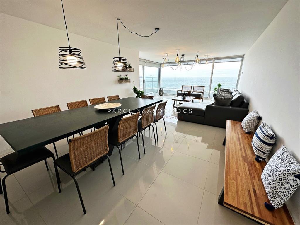 Apartamento en venta con 2 suites en edificio del