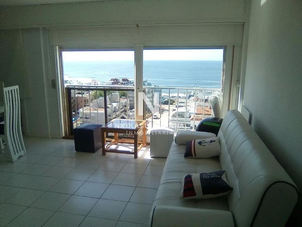 Departamento de 2 dormitorios en Peninsula, Punta