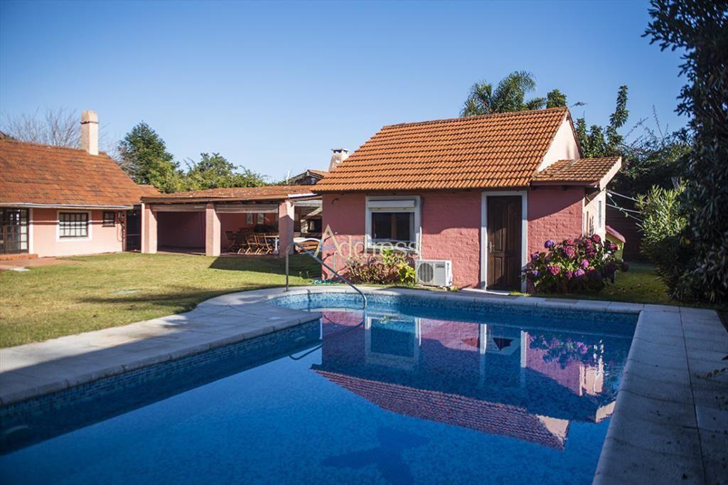 Muy linda casa en venta, zona inmejorable, 3 dormitorios y