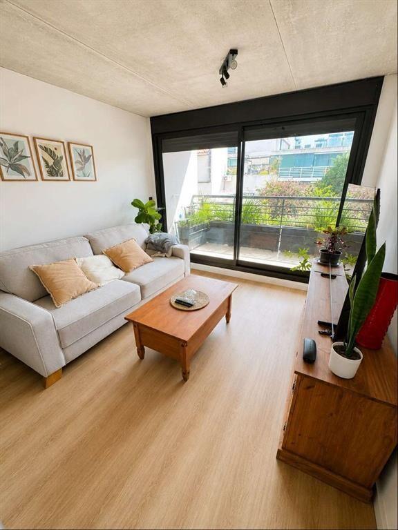 Apartamento De 1 Dormitorio Con Balcón y Garaje En Alquiler