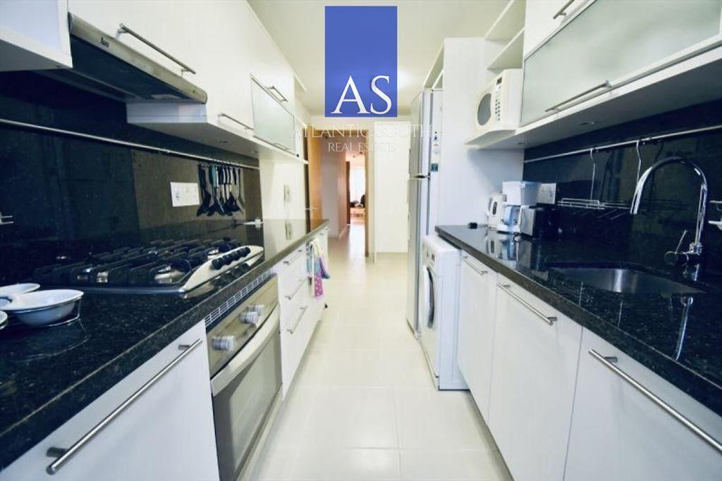 Apartamento en Venta Seasons Tower Playa Mansa