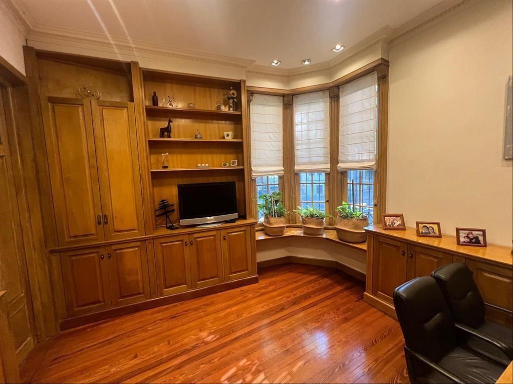 Alquiler espectacular casa de 900m2 ideal empresa