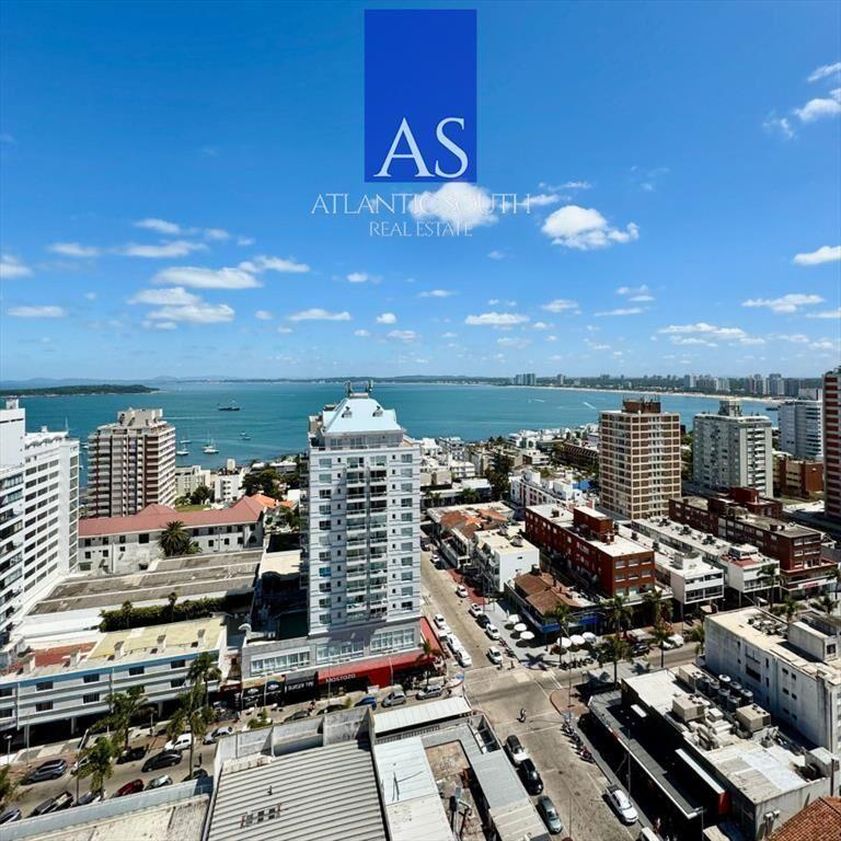 Apartamento de 4 dormitorios en península con al