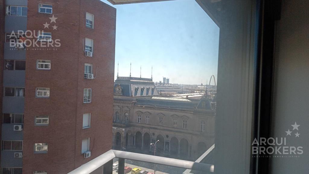 Apartamento de 2 dormitorios en venta en Centro