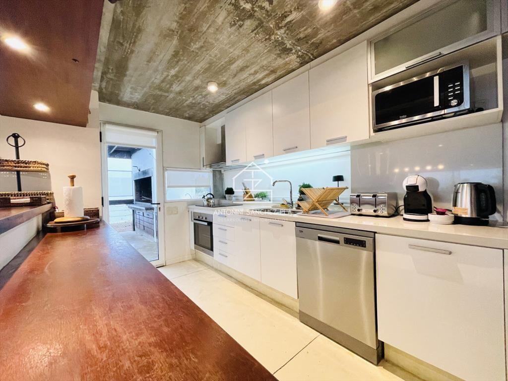 Excelente Casa de 5 Dormitorios en Manantiales, Punta del E