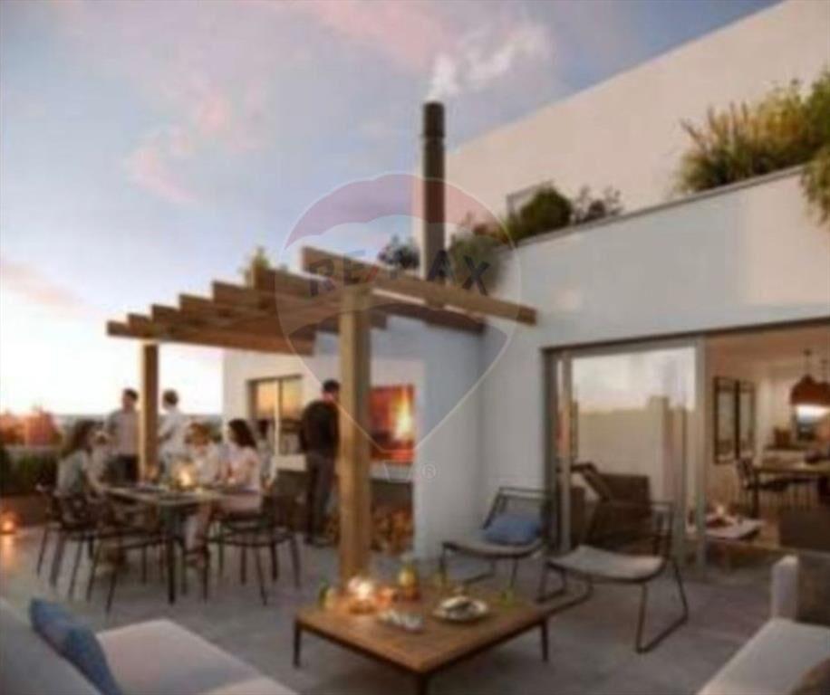VENTA PARQUE BATLLE MONOAMBIENTE  CON PATIO