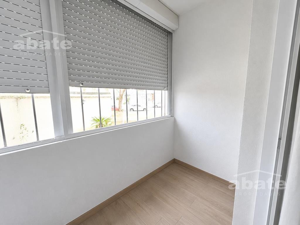 Venta apartamento de 2 dormitorios totalmente renovado en B
