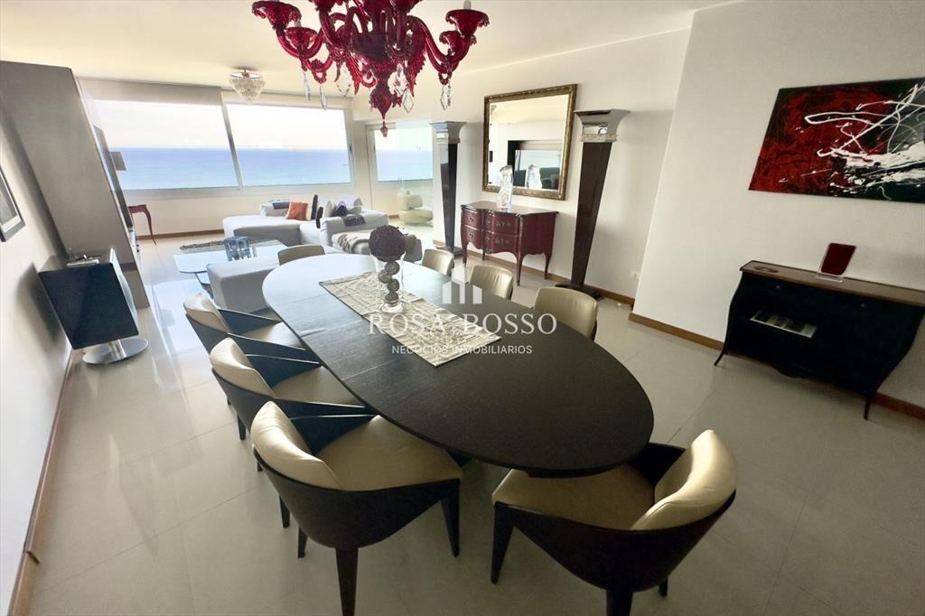 Apartamento de 3 dormitorios en torre de categoría - Prime