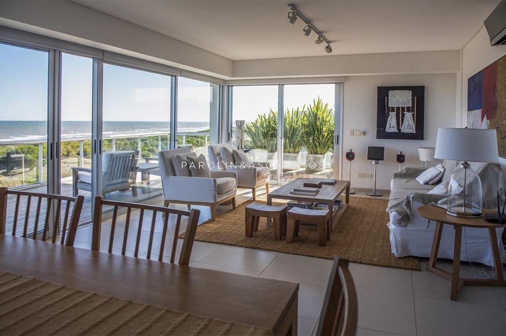 Apartamento con vista espectacular a metros del mar, en Bra