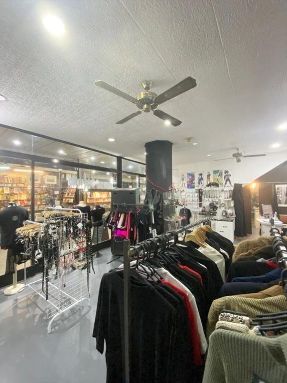 Venta local comercial de 94 m2 en Galería Central