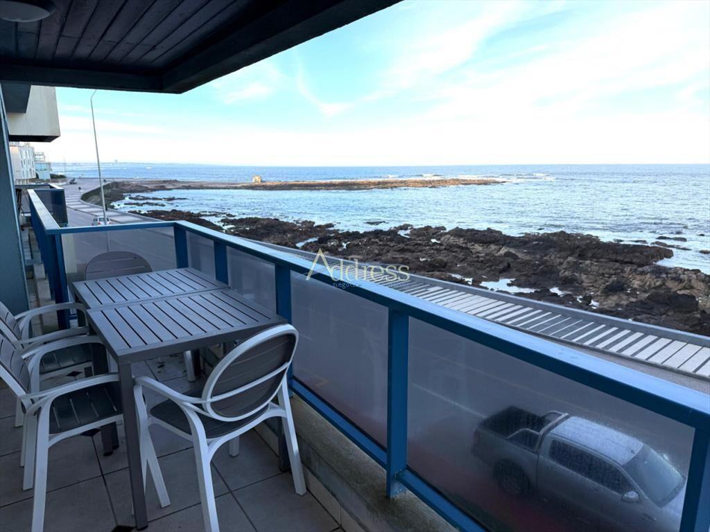 Apartamento en Peninsula, frente al mar, de 3